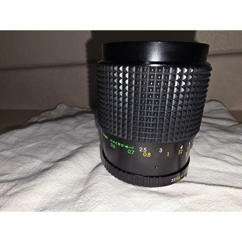Sears 28-70mm f3.5-4.5Auto Zoom Macro Lens Minolta MD Mount with Case202.7377200